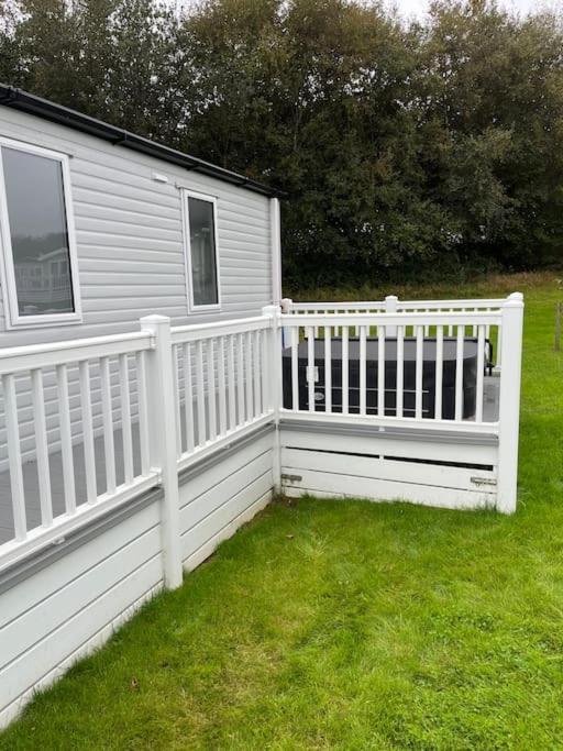 セント・オーステル The Cornish Hottub Escapeヴィラ エクステリア 写真